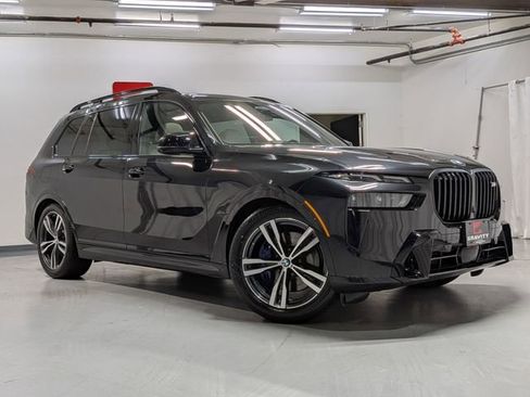 Used 2023 BMW X7 M60i w/ Executive Package image 2