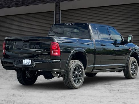 Used 2025 RAM 3500 Limited image 4