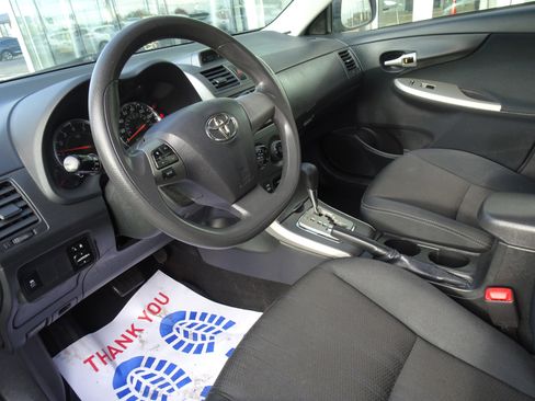 Used 2012 Toyota Corolla S image 11