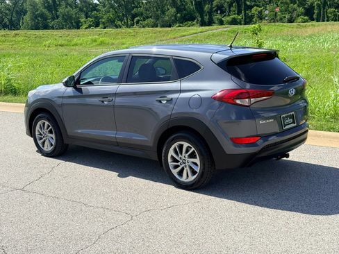 Used 2018 Hyundai Tucson SE AWD/4WD image 11