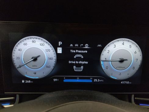 Used 2024 Hyundai Elantra SEL FWD image 23