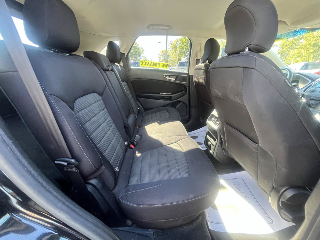 Used 2015 Ford Edge SEL FWD image 17