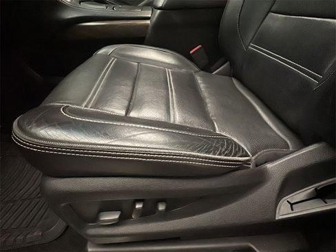 Used 2018 GMC Yukon Denali w/ Open Road Package image 10