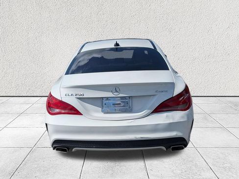 Used 2016 Mercedes-Benz CLA 250 4MATIC image 4