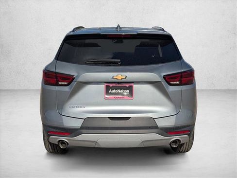 New 2025 Chevrolet Blazer LT w/ Convenience Package image 6