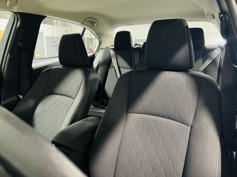 Used 2023 Toyota Corolla LE image 3