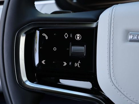 New 2026 Land Rover Range Rover Sport SE AWD/4WD image 12