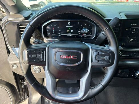 Used 2025 GMC Sierra 1500 SLT AWD/4WD image 17