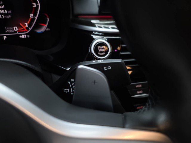 Used 2020 BMW M550i xDrive AWD/4WD image 23