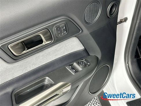 Used 2020 Ford Mustang Shelby GT350 w/ Technology Package image 35