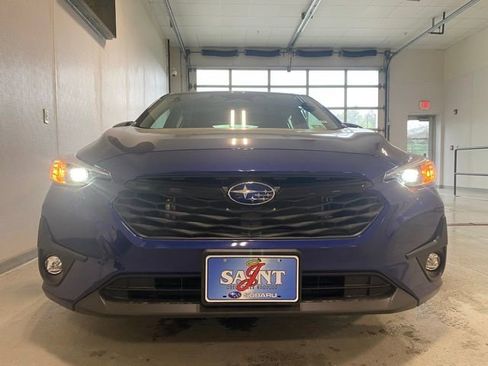 Used 2025 Subaru Impreza 2.0i Sport AWD/4WD image 4