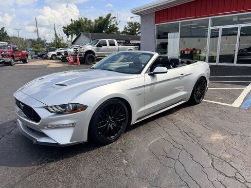 Used 2018 Ford Mustang GT Premium RWD image 39