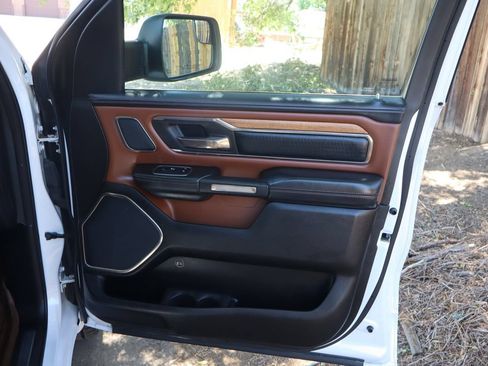 Used 2019 RAM 1500 Limited AWD/4WD image 27