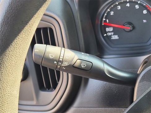 Used 2021 Chevrolet Silverado 1500 Custom image 14