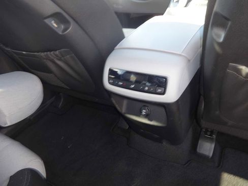 Used 2021 Hyundai Palisade SEL image 11