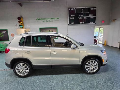 Used 2014 Volkswagen Tiguan R-Line FWD image 5
