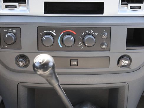 Used 2008 Dodge Ram 3500 Truck SLT w/ Popular Equipment Group image 21