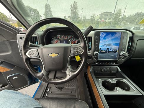Used 2015 Chevrolet Silverado 2500 LTZ w/ Duramax Plus Package AWD/4WD image 12