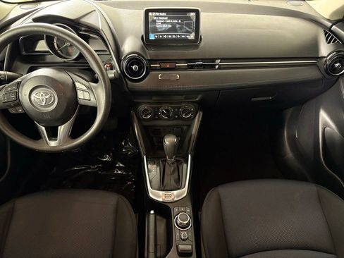 Used 2017 Toyota Yaris iA image 66