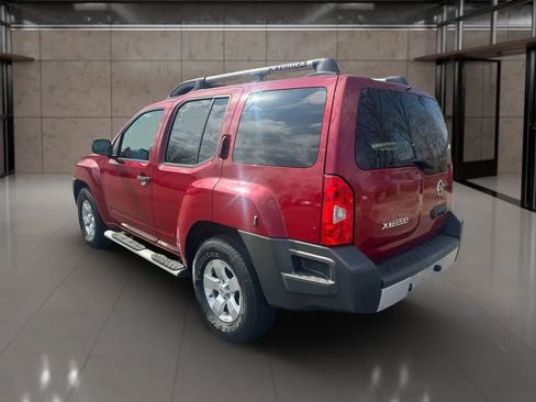 Used 2011 Nissan Xterra X image 4