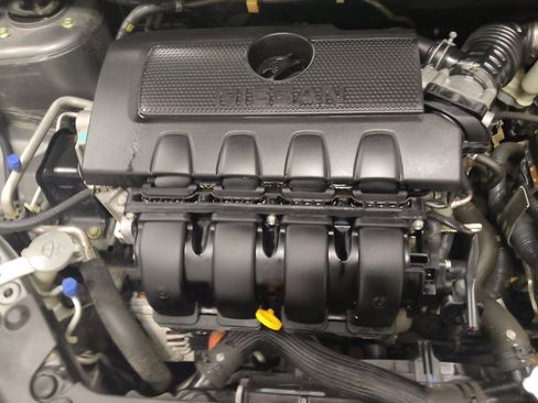 Used 2017 Nissan Sentra SV FWD image 30