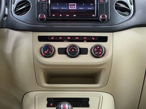 Used 2017 Volkswagen Tiguan Wolfsburg Edition image 13