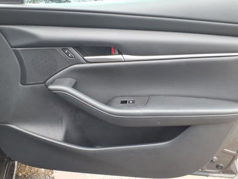 Used 2023 MAZDA MAZDA3 s image 7