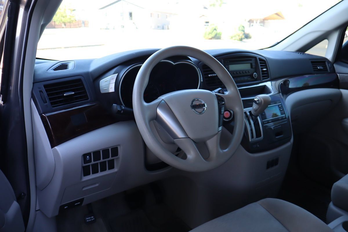 Used 2014 Nissan Quest S FWD image 15
