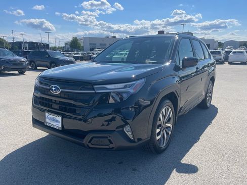 Used 2026 Subaru Forester Touring AWD/4WD image 1