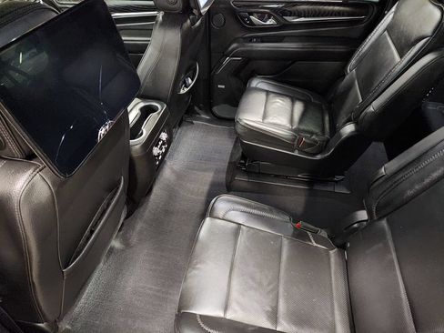 Used 2021 GMC Yukon XL Denali RWD image 50