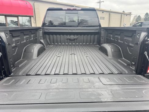 Used 2025 Chevrolet Silverado 2500 LTZ w/ Trail Boss Package image 15