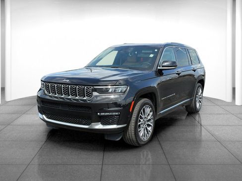 Used 2021 Jeep Grand Cherokee L Summit image 3