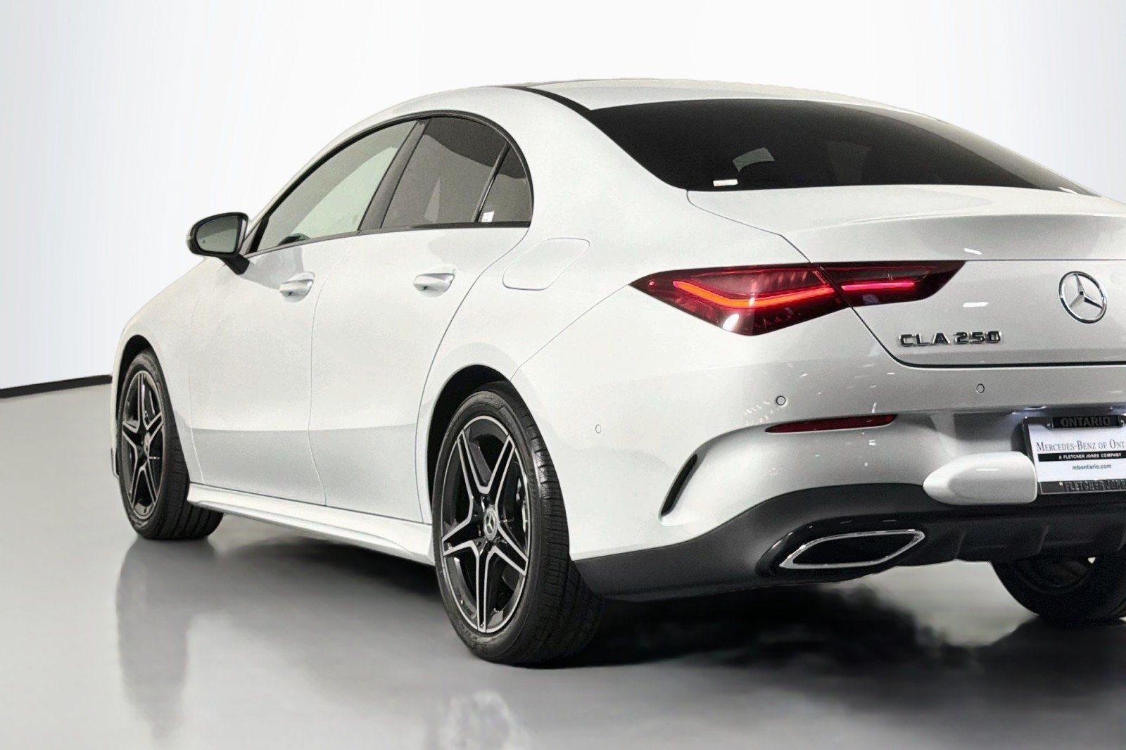 Certified 2024 Mercedes-Benz CLA 250 4MATIC image 17