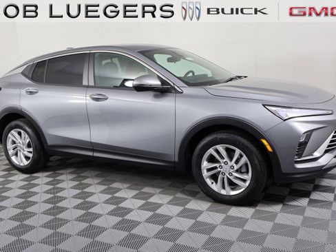 New 2026 Buick Envista Sport Touring w/ Convenience I Package FWD image 2