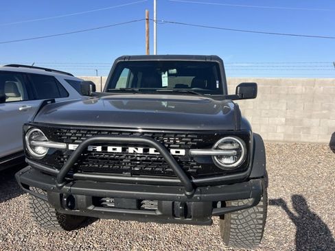 Certified 2024 Ford Bronco Wildtrak AWD/4WD image 2
