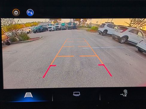 Used 2023 Chevrolet Colorado LT w/ LT Convenience Package image 14