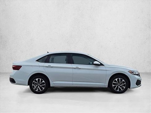 Used 2024 Volkswagen Jetta S image 4