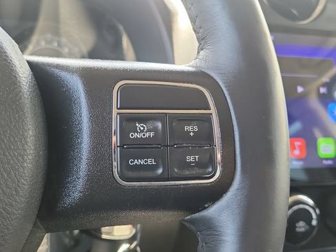 Used 2017 Jeep Patriot Latitude FWD image 20