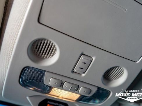 Used 2022 Ford EcoSport SE w/ SE Convenience Package image 30