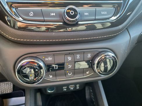 Used 2023 Chevrolet TrailBlazer ACTIV w/ Sun and Liftgate Package AWD/4WD image 13