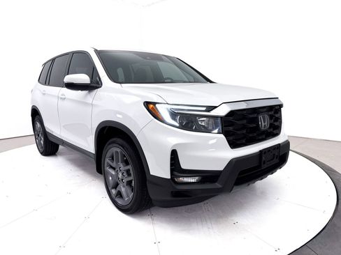 Used 2023 Honda Passport EX-L image 10