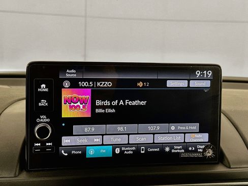 Used 2025 Honda Pilot EX-L image 19