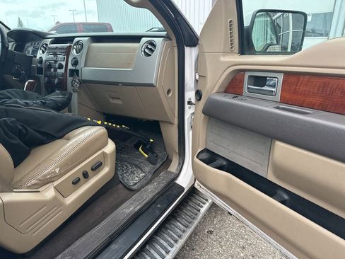 Used 2010 Ford F150 XLT image 43