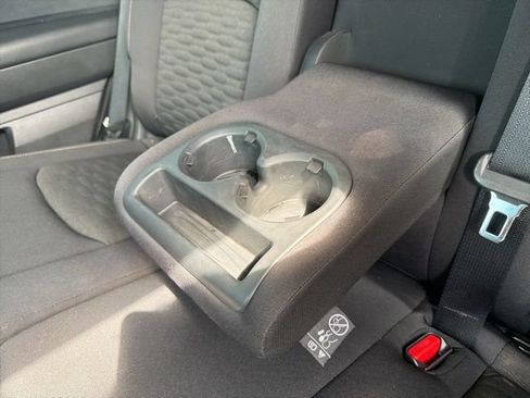 Used 2022 Nissan Pathfinder SV FWD image 17