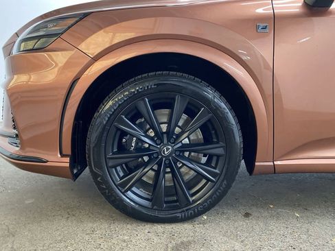 Used 2023 Lexus RX 500h F Sport image 11