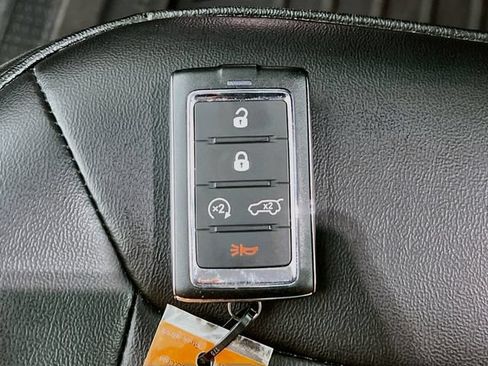 Used 2024 Jeep Grand Cherokee Limited AWD/4WD image 33