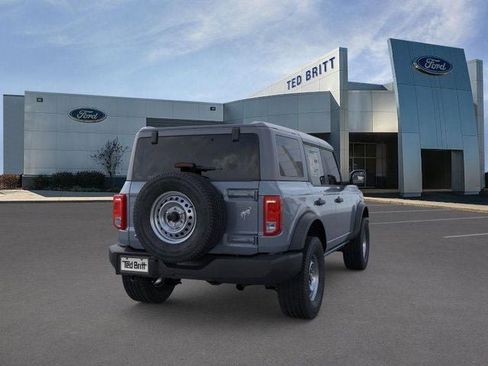 New 2025 Ford Bronco 4-Door image 8