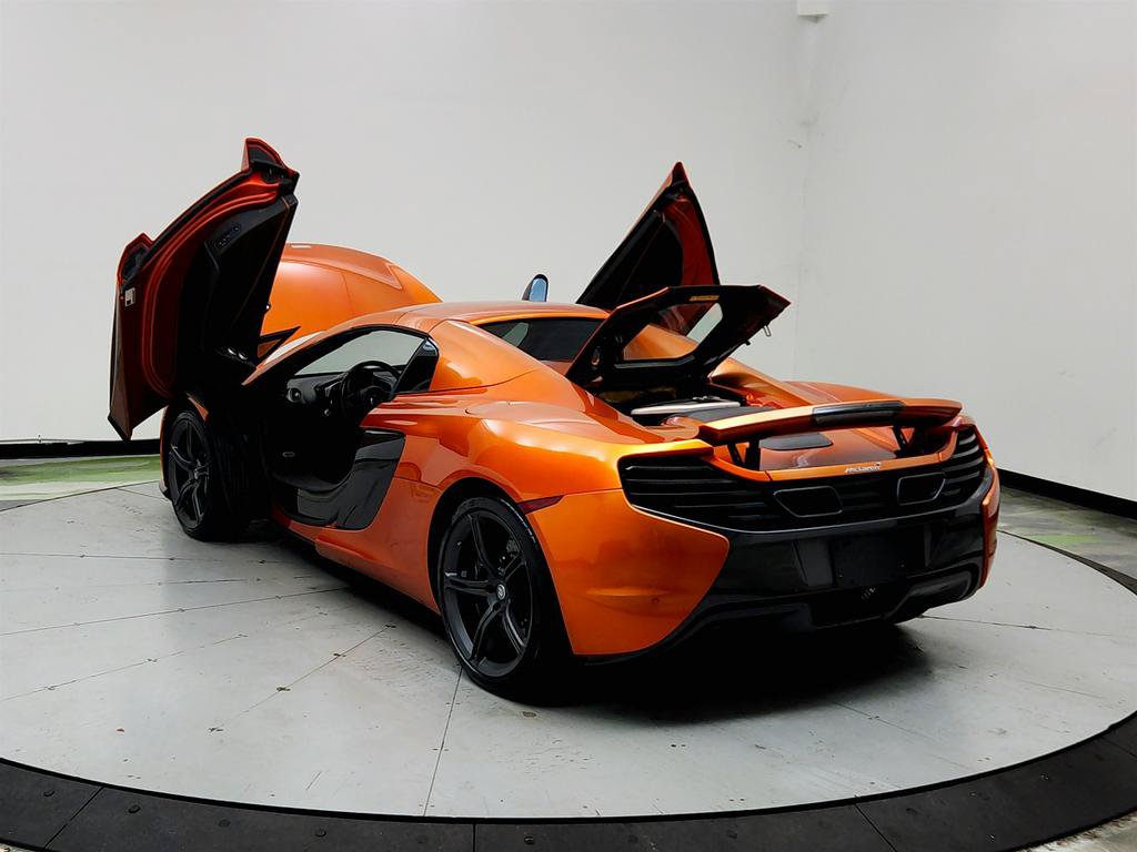 Used 2015 McLaren 650S Spider RWD image 12