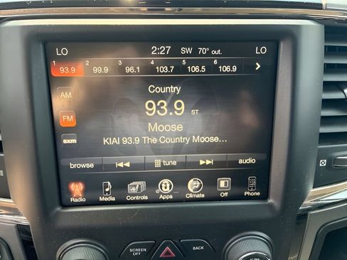 Used 2017 RAM 1500 Sport w/ Black Ram 1500 Sport Group AWD/4WD image 24