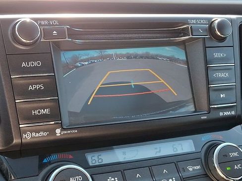 Used 2016 Toyota RAV4 XLE image 18